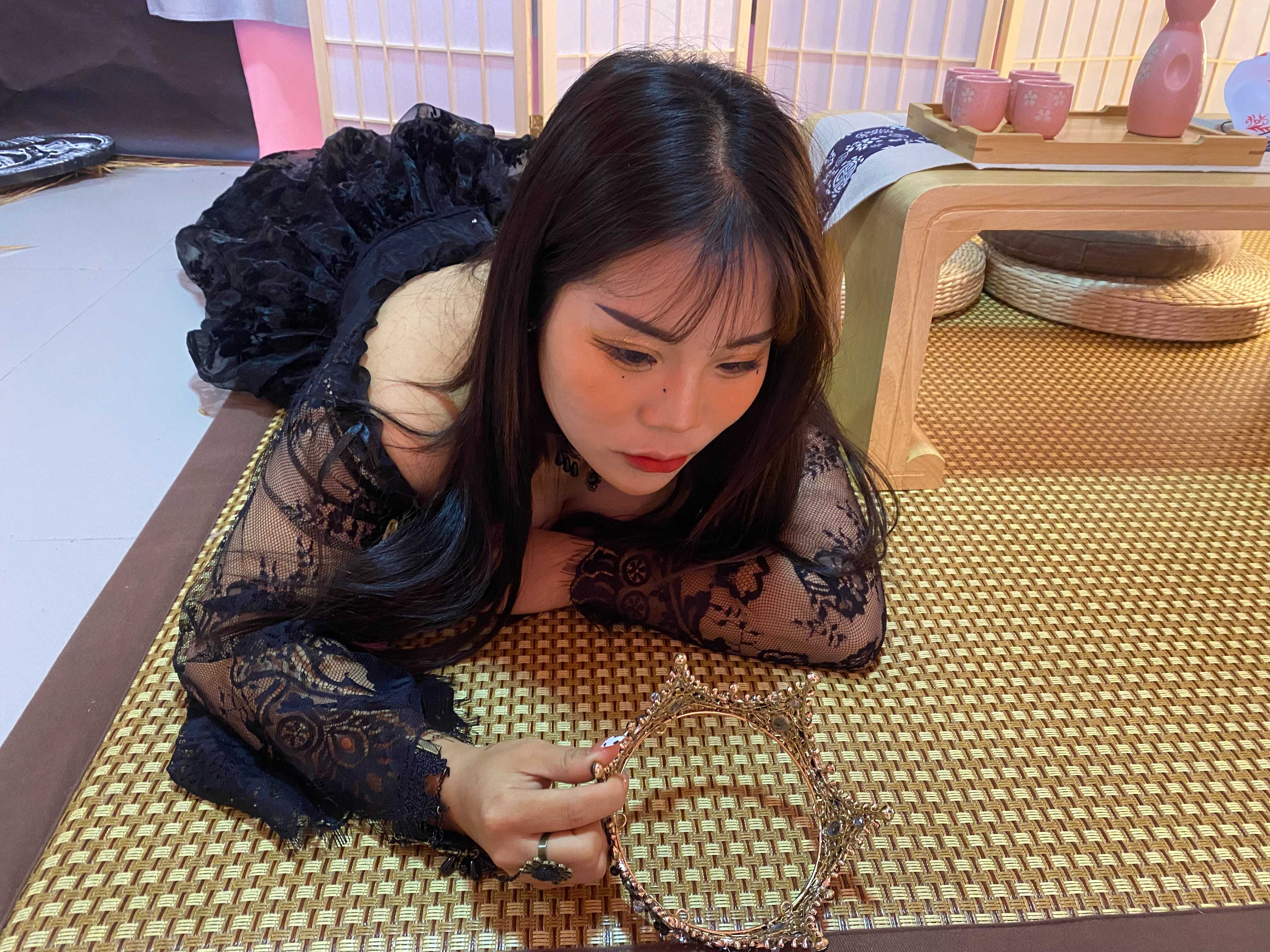 个人兼职，学生妹身材好年龄小