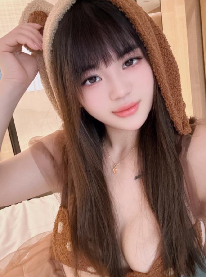 出击丰满大奶小白兔