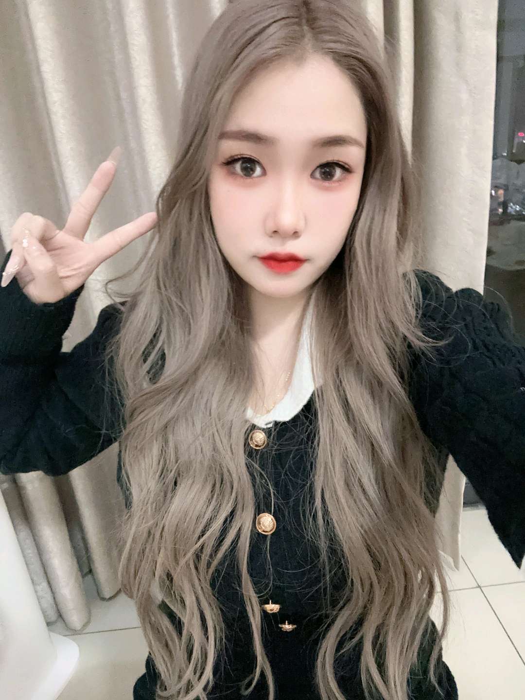 坛子口丰满甜妹