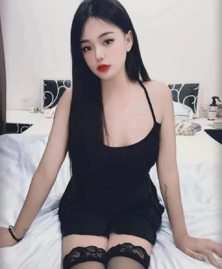 南山制服尤物梦梦