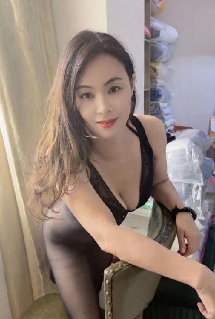 龙岗大奶少妇玲儿