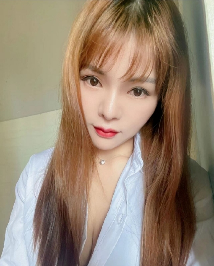 知性少妇胸DH好