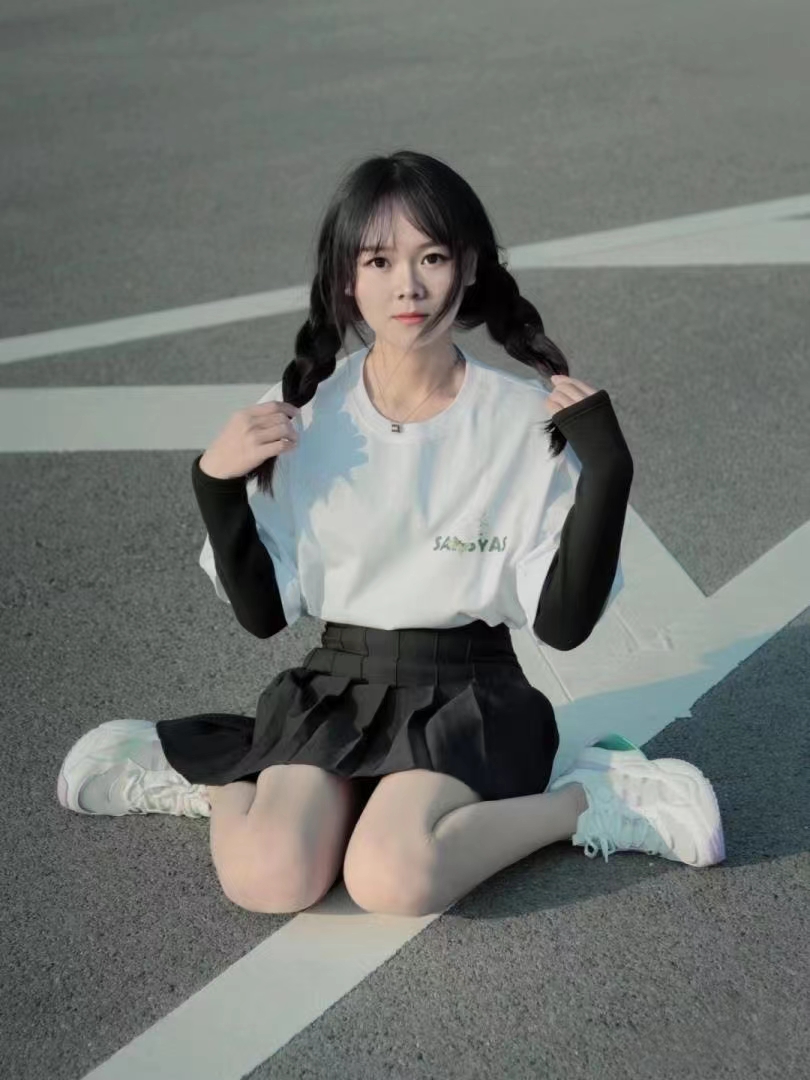 昆明清新温柔兼职甜妹