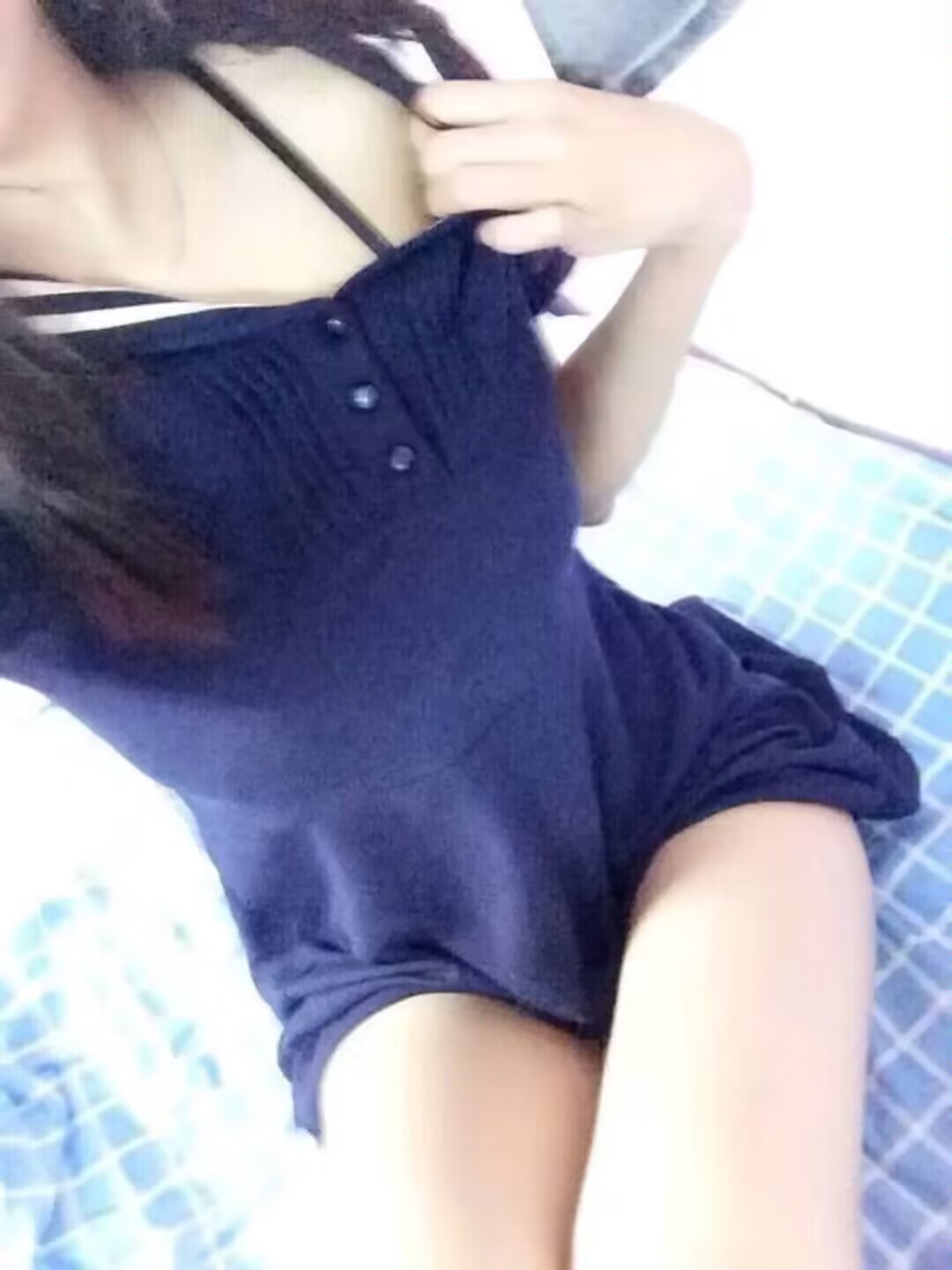 和平颜值小美妞