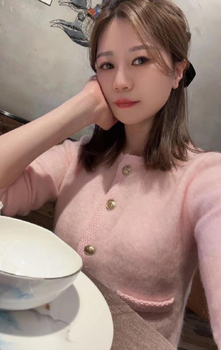 姑苏区柔情白净小姐姐