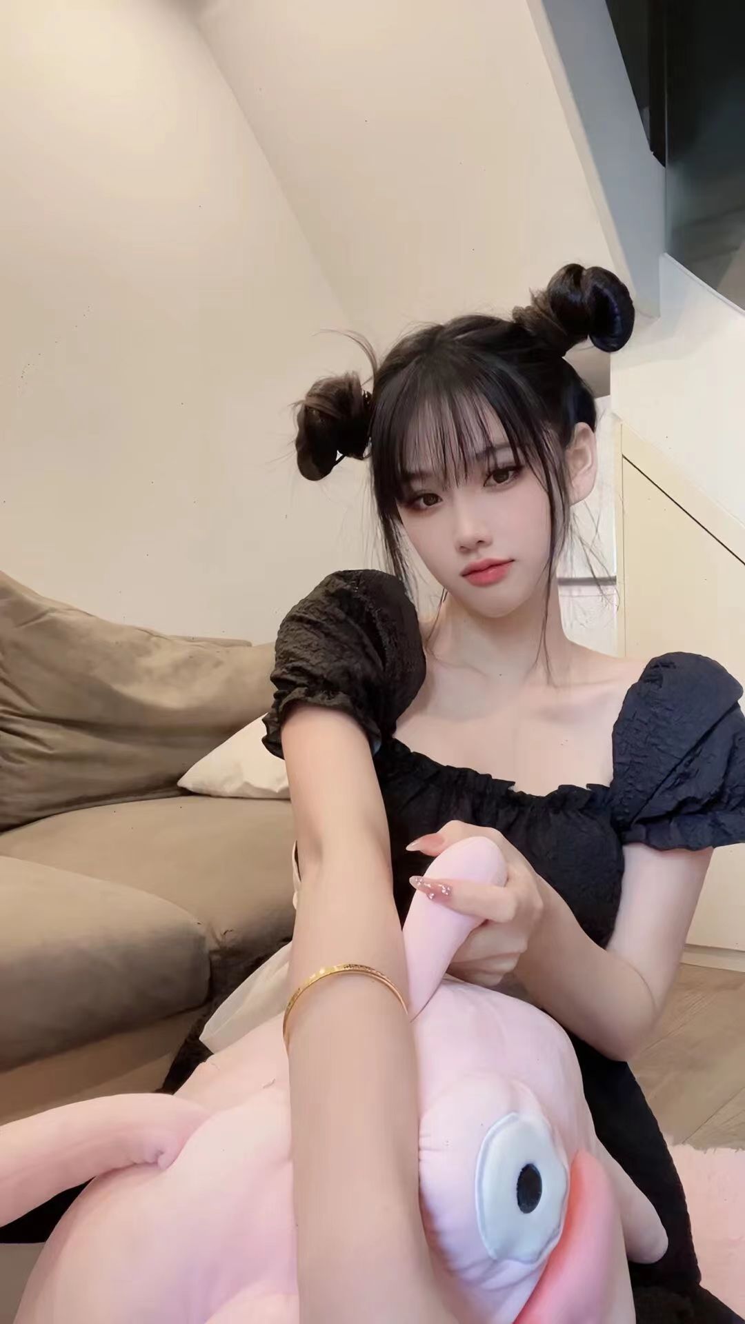 小嫩妹很有颜值