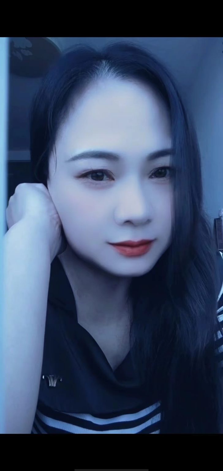 胸大下面特紧，口特别棒