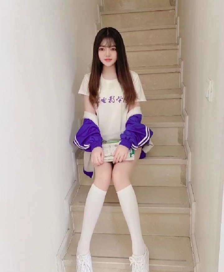 浦东甜美兼职学妹琪琪