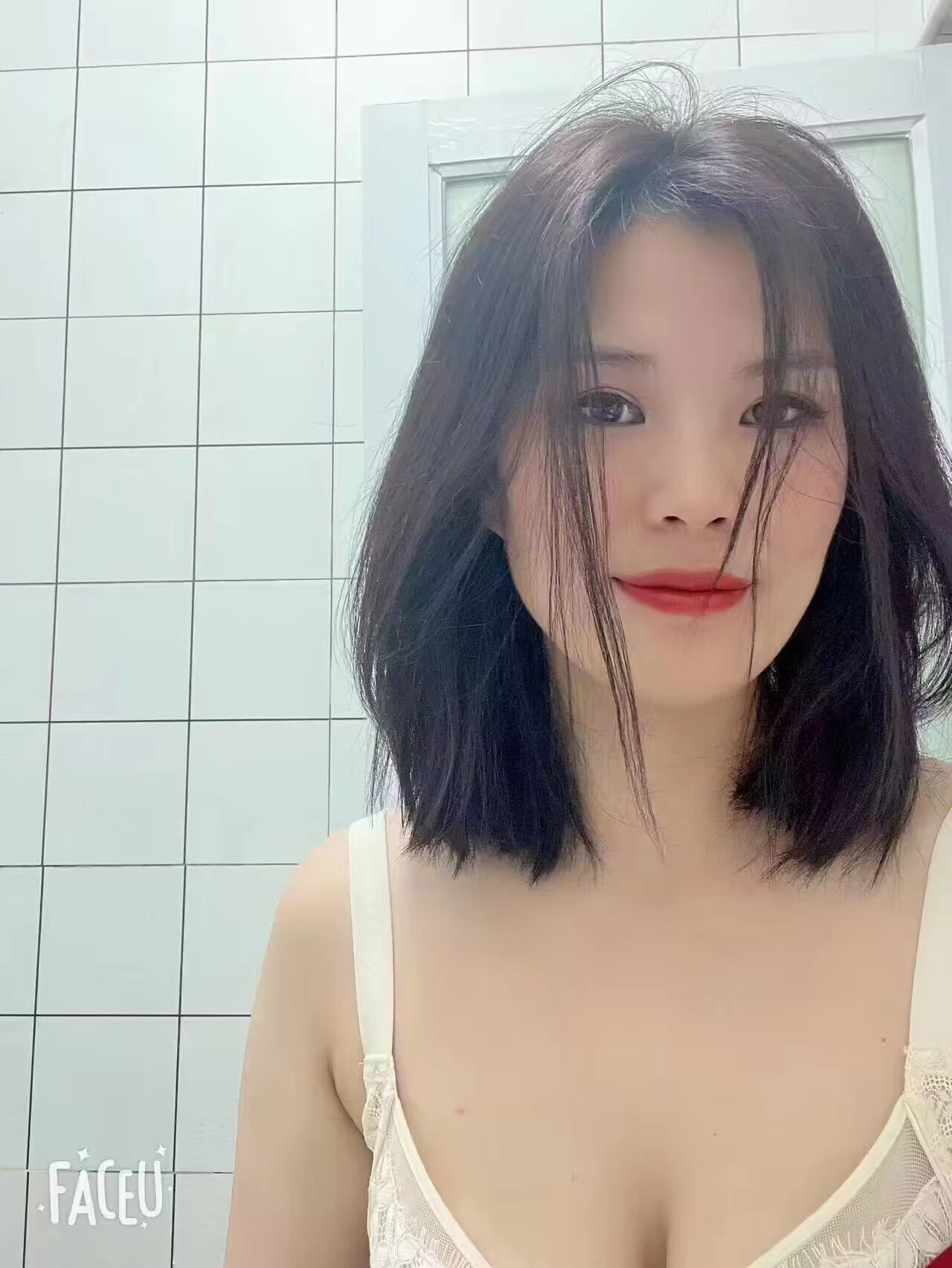 妹子作战能力超级棒