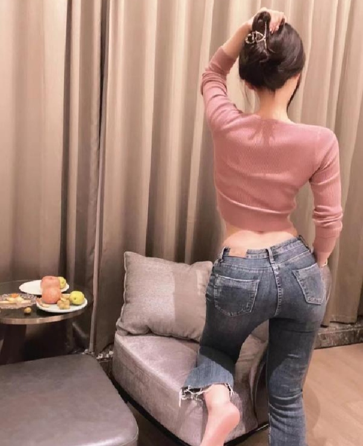 上城三点粉嫩美妞angel