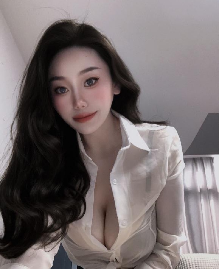 新吴区豪乳性感拉满御姐