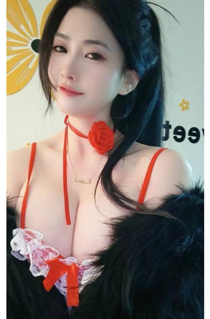 上城区网红大奶 深~hou女神