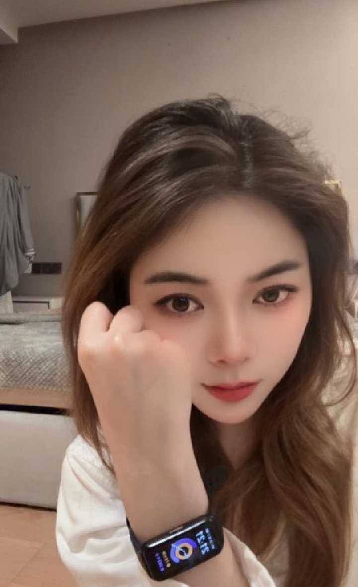 上城漂亮个人服务系老师