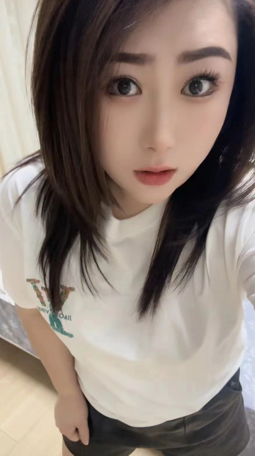 年轻可爱的妹妹