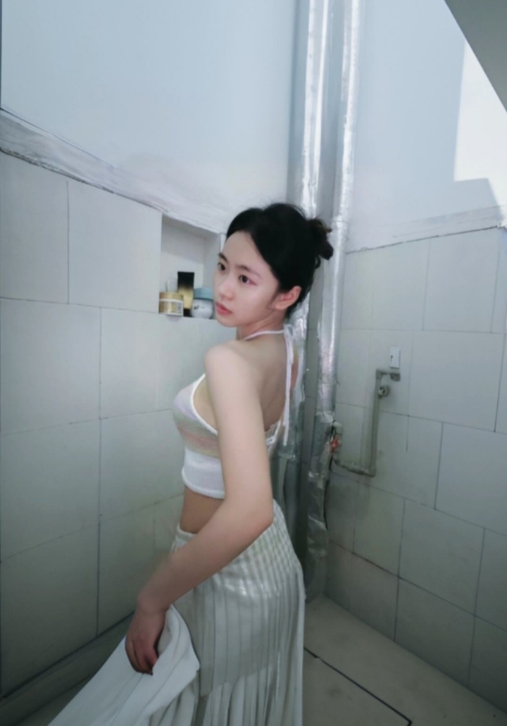 福田极品反差嫩妹