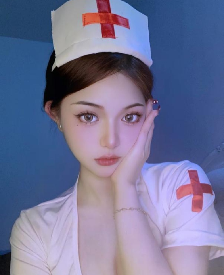 龙华制服尤物小九儿