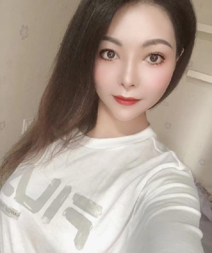 丰满少妇性感枝枝