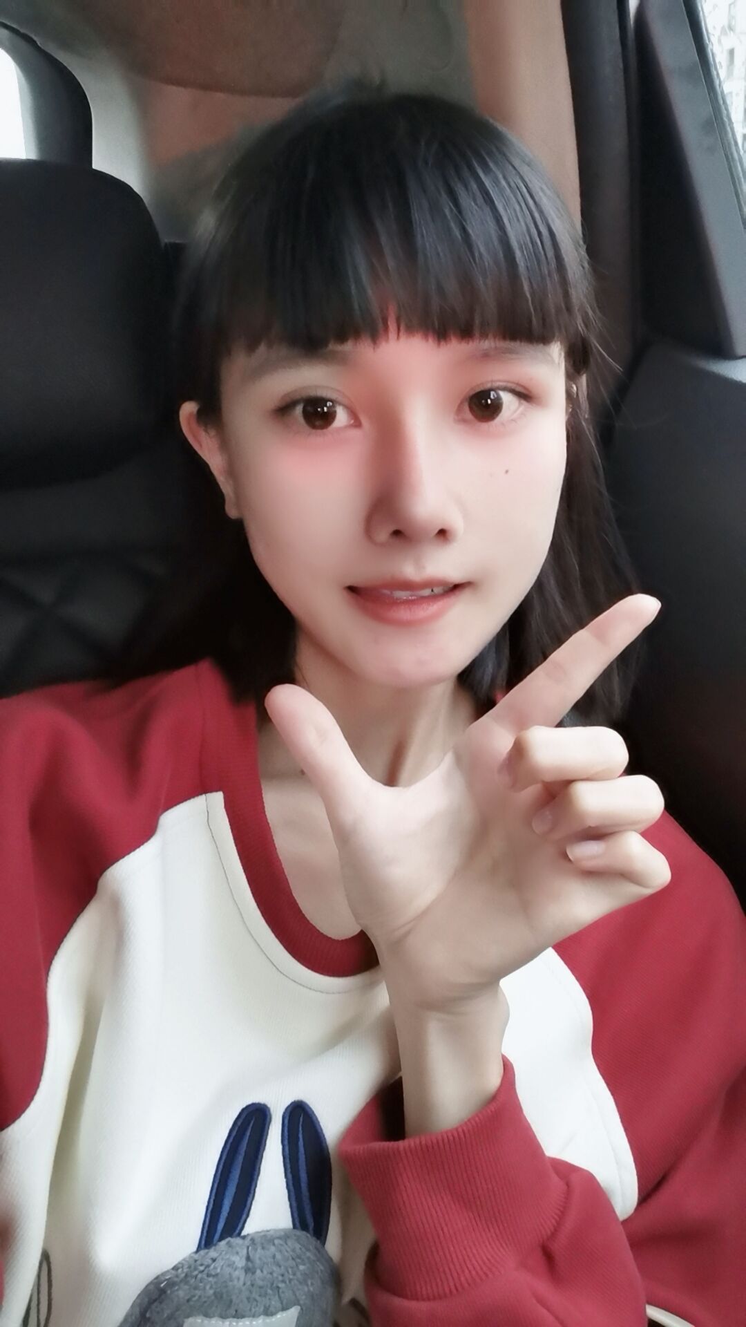 长得不错的年轻妹妹