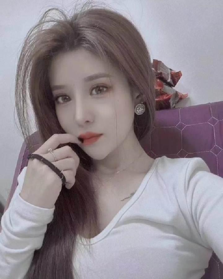 哈尔滨火辣小冰冰