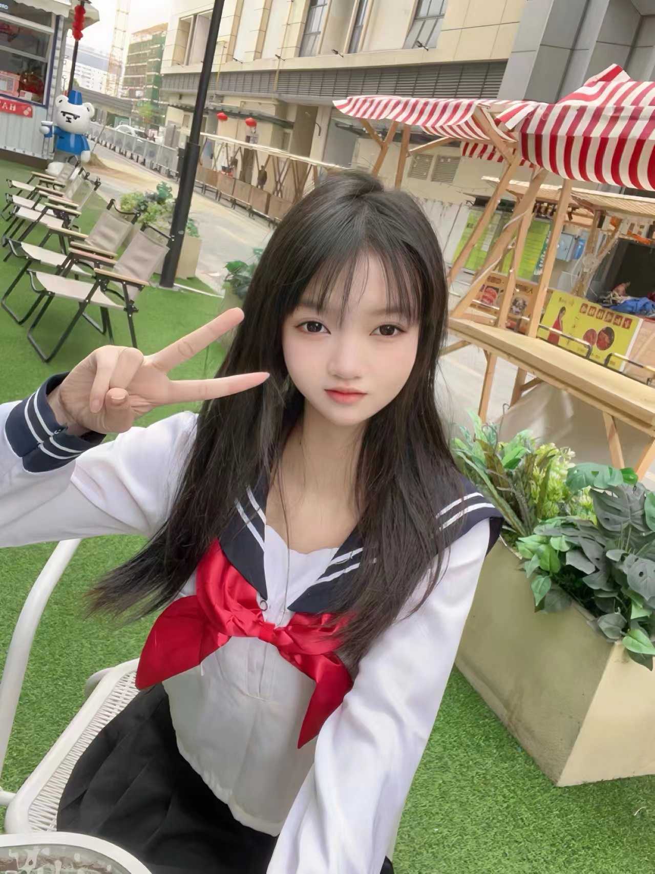 很有气质的小姐姐