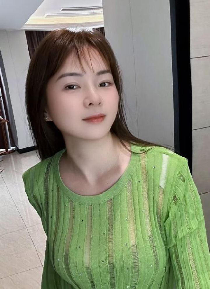 越秀杨箕电影制服西西