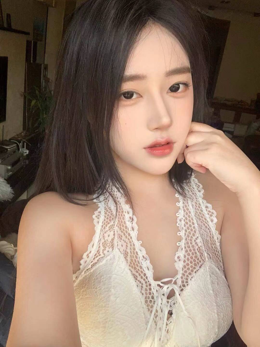 很敏感有颜值的小姐姐