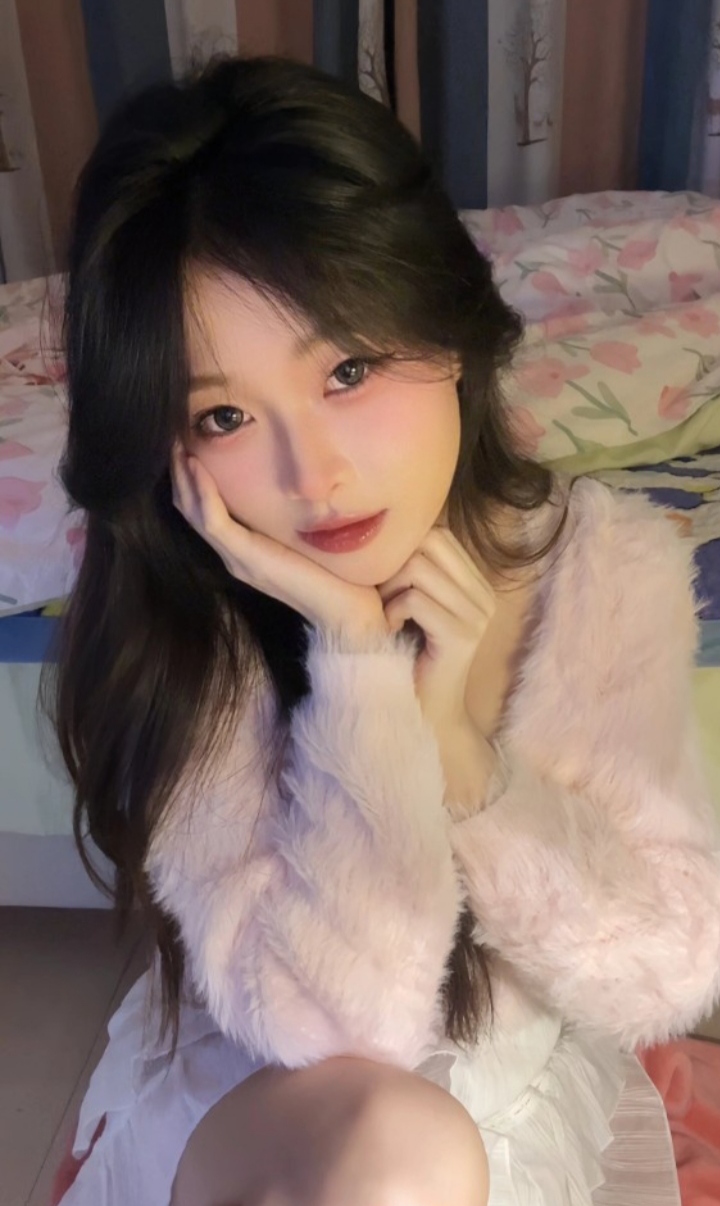 江宁粉嫩多汁小姐姐