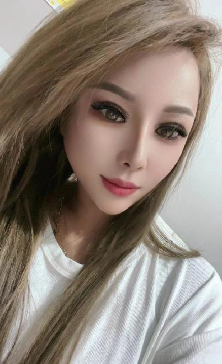 高新区纹身情趣妹子