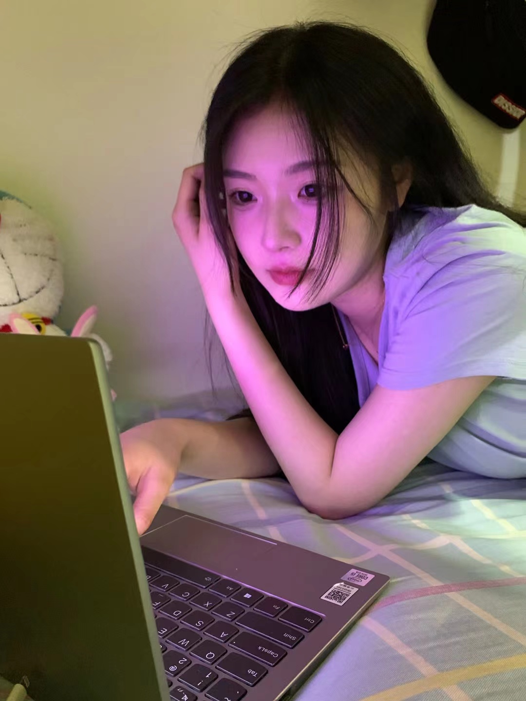 还不错的年轻妹子