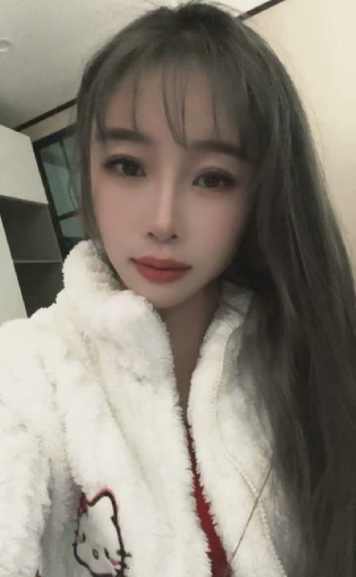 海曙大胸小姐姐