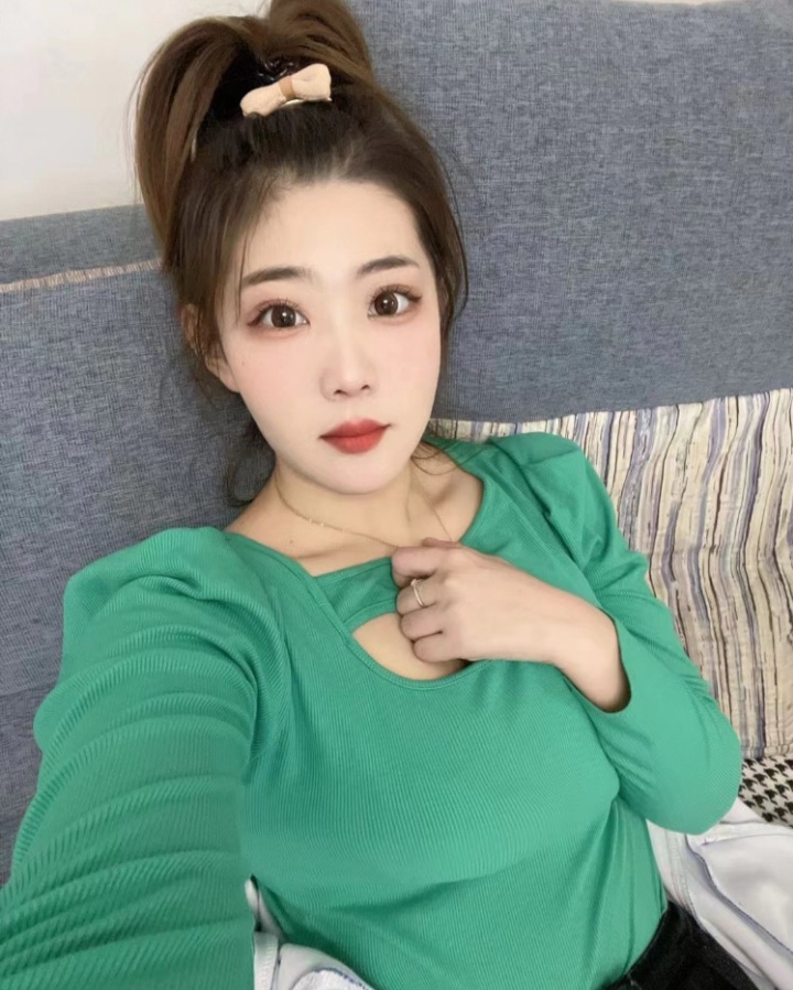 德州年轻诱人妹子