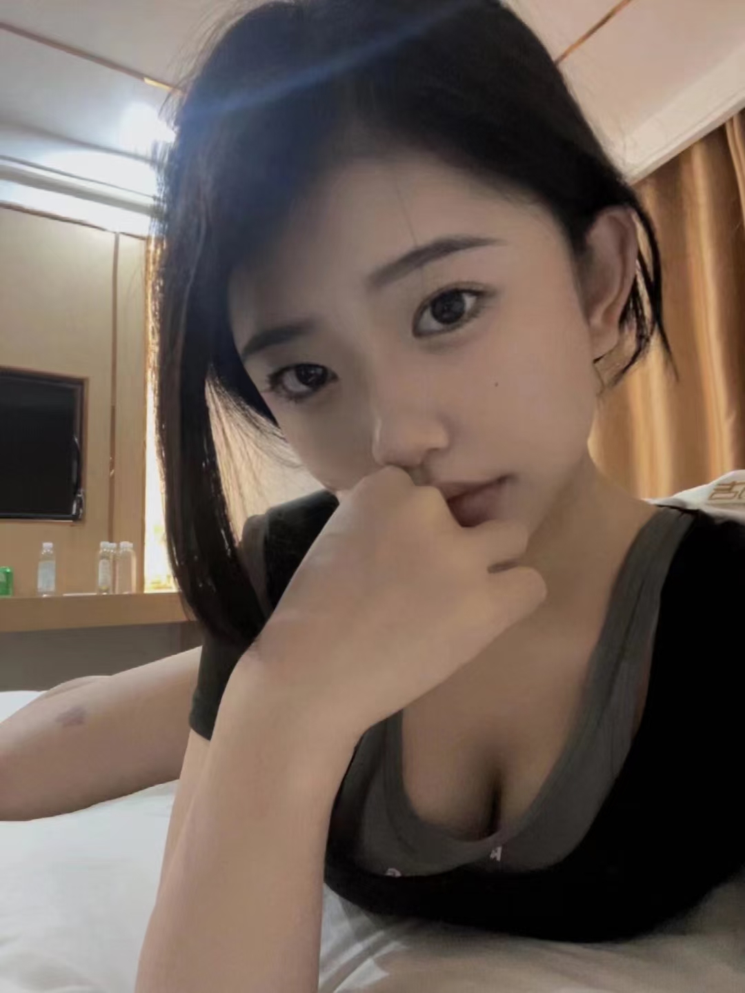 美女 性感 服务到位