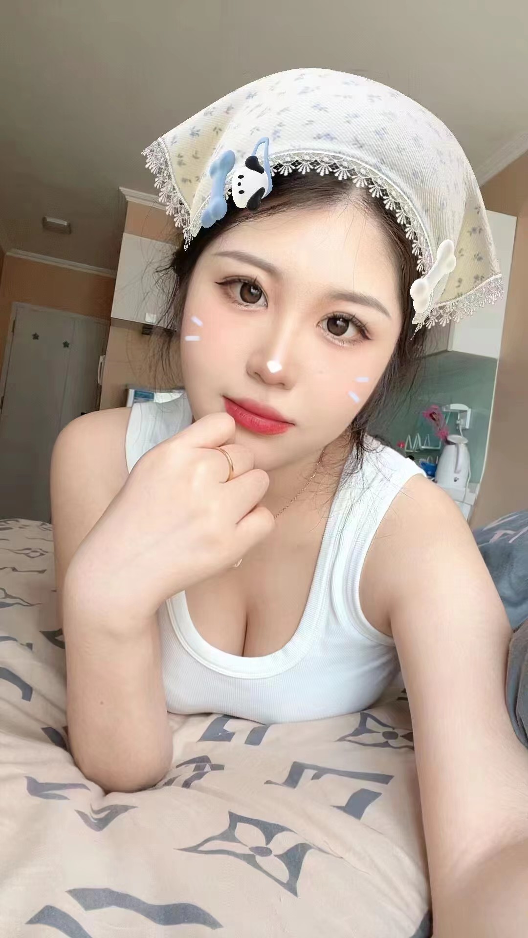 价格不贵颜值身材不错