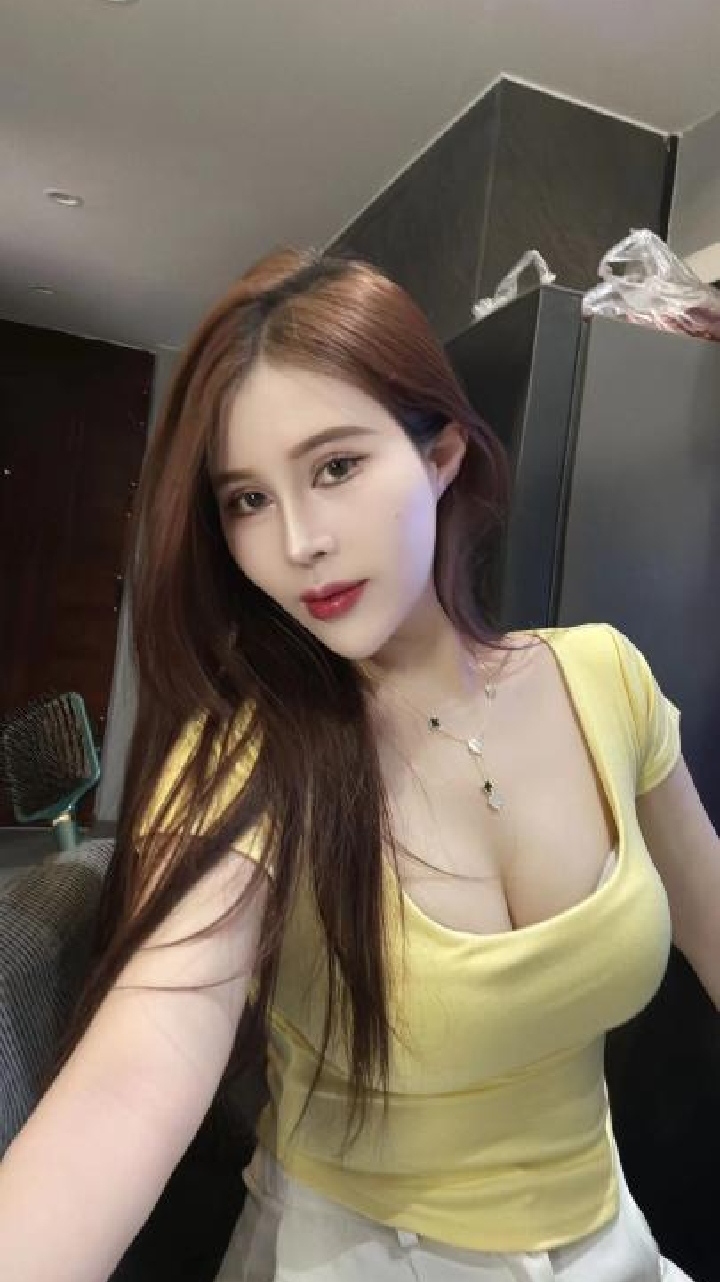 龙华火辣丰满小花