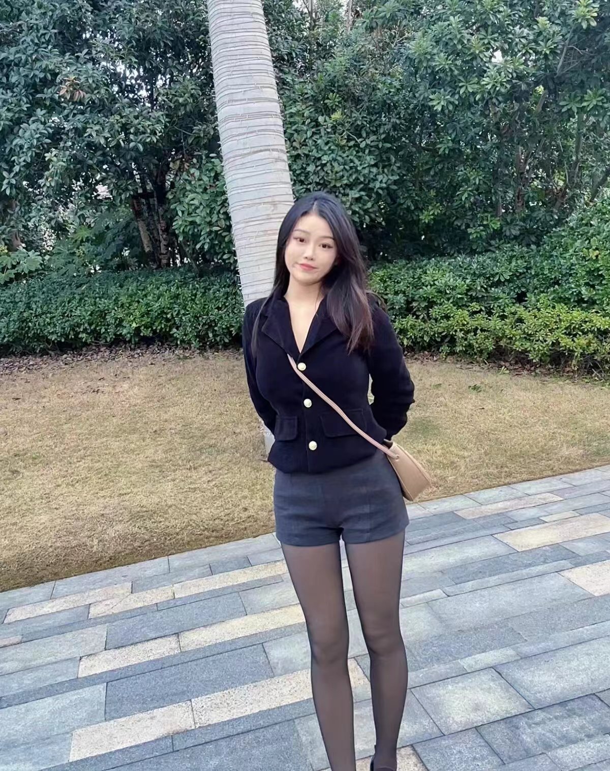 KH很卖力的妹妹