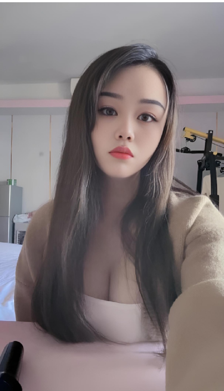 数码港丰润水嫩大波妞