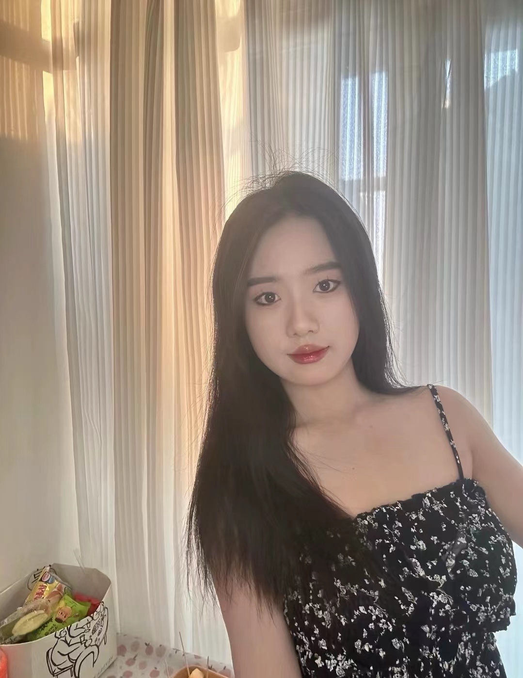 很开放的小姐姐