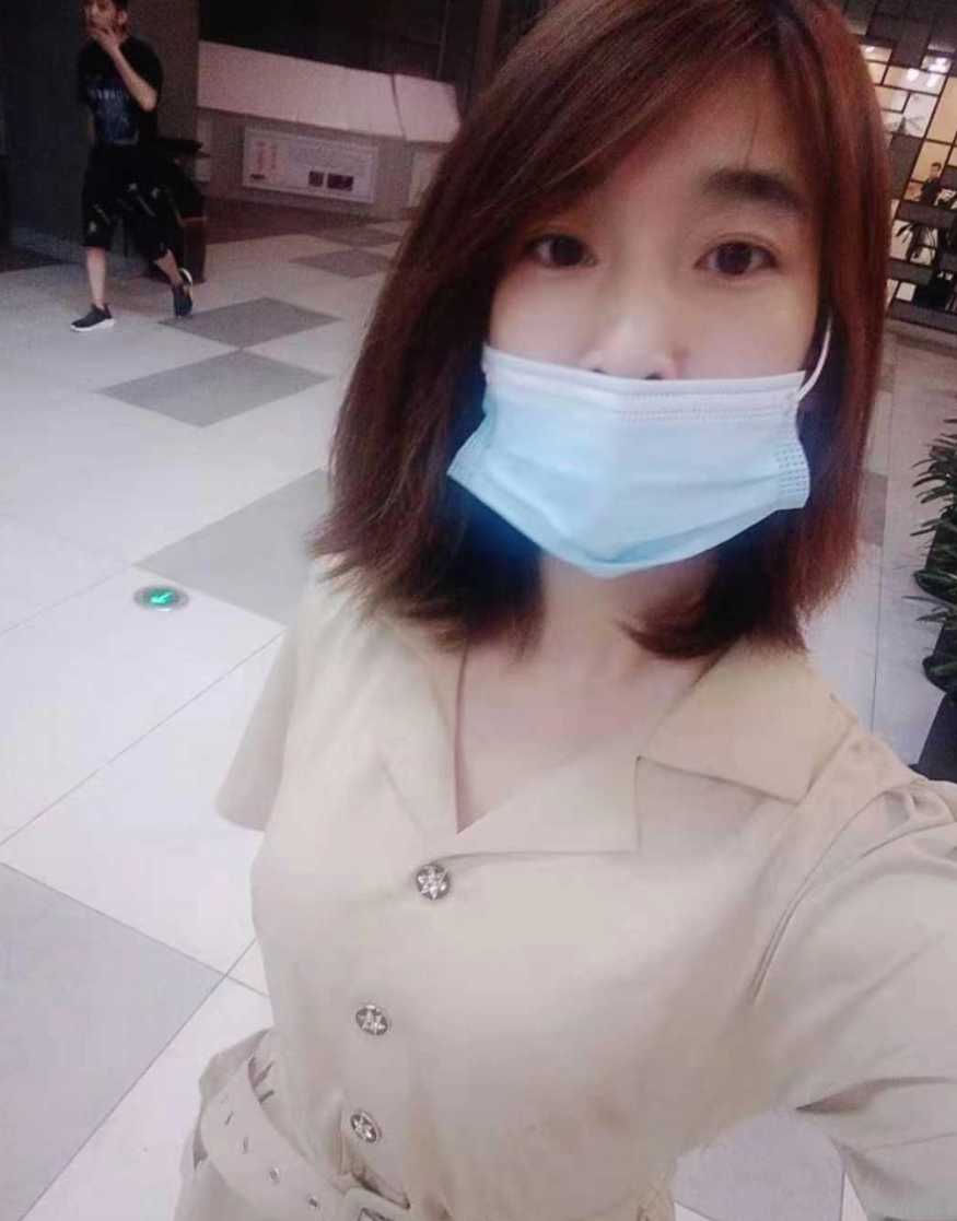 梅子双飞,有大有小