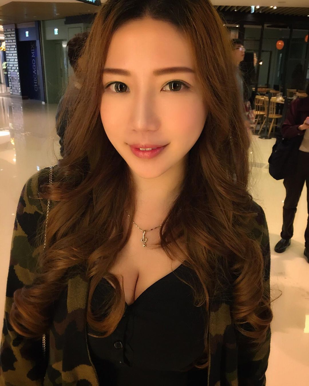 可以 深~hou，可以 深~hou，可以 深~hou，吞完那种，从来没体验过，绝对哇塞