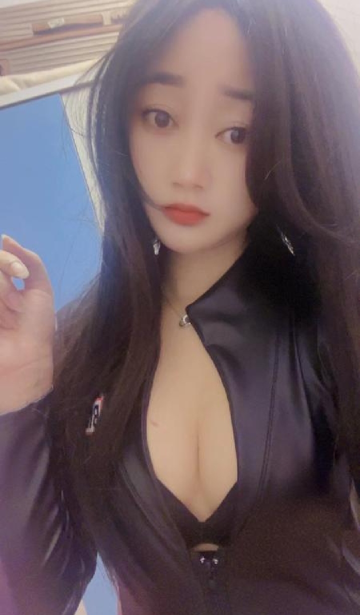 龙华惹火魅惑苏曼