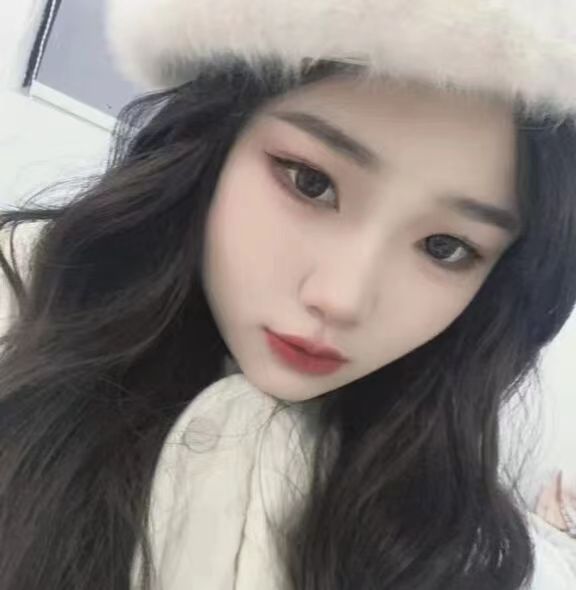 前凸后翘人间尤物