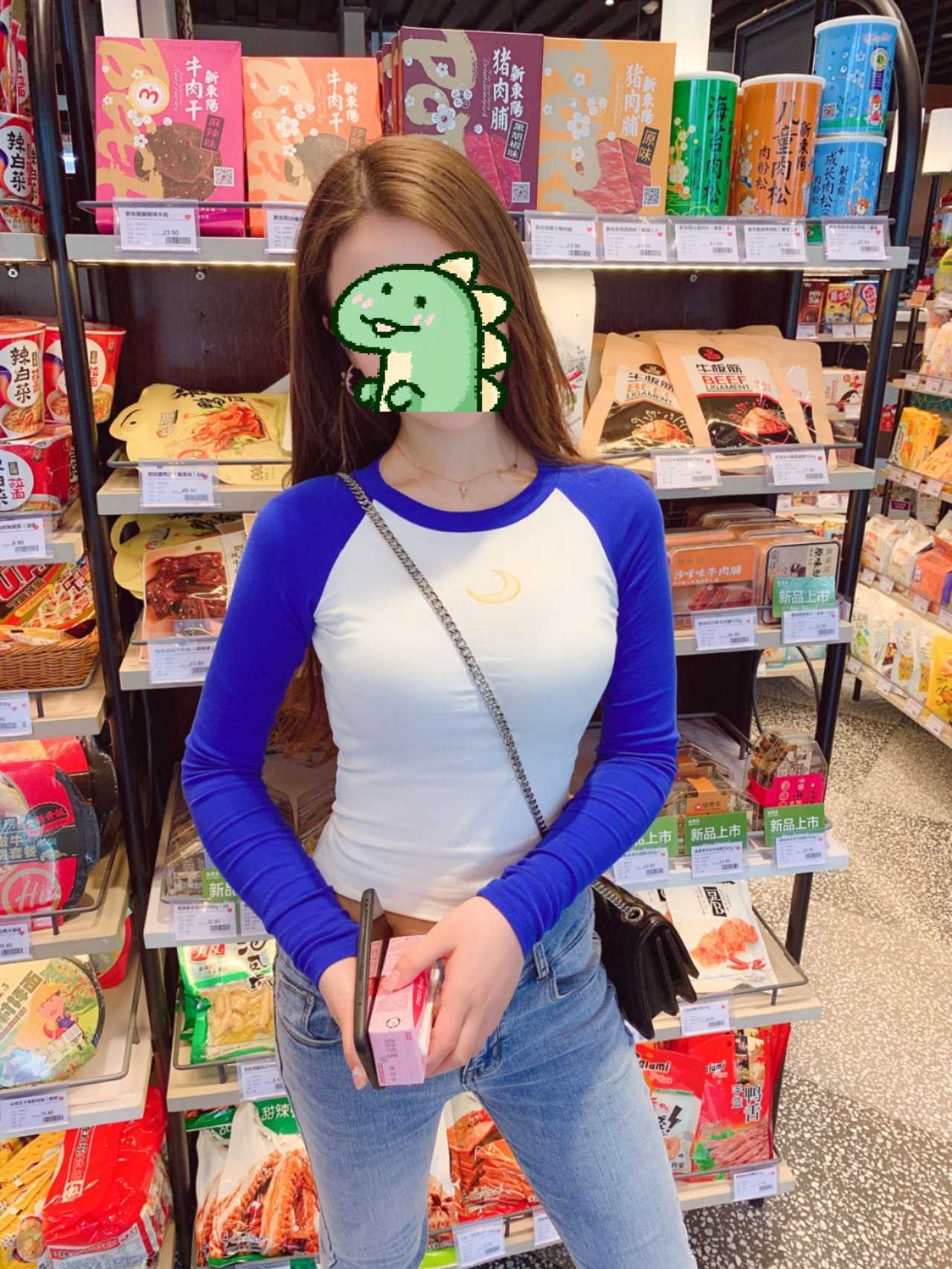 徐汇区粉嫩诱人尤物馨儿