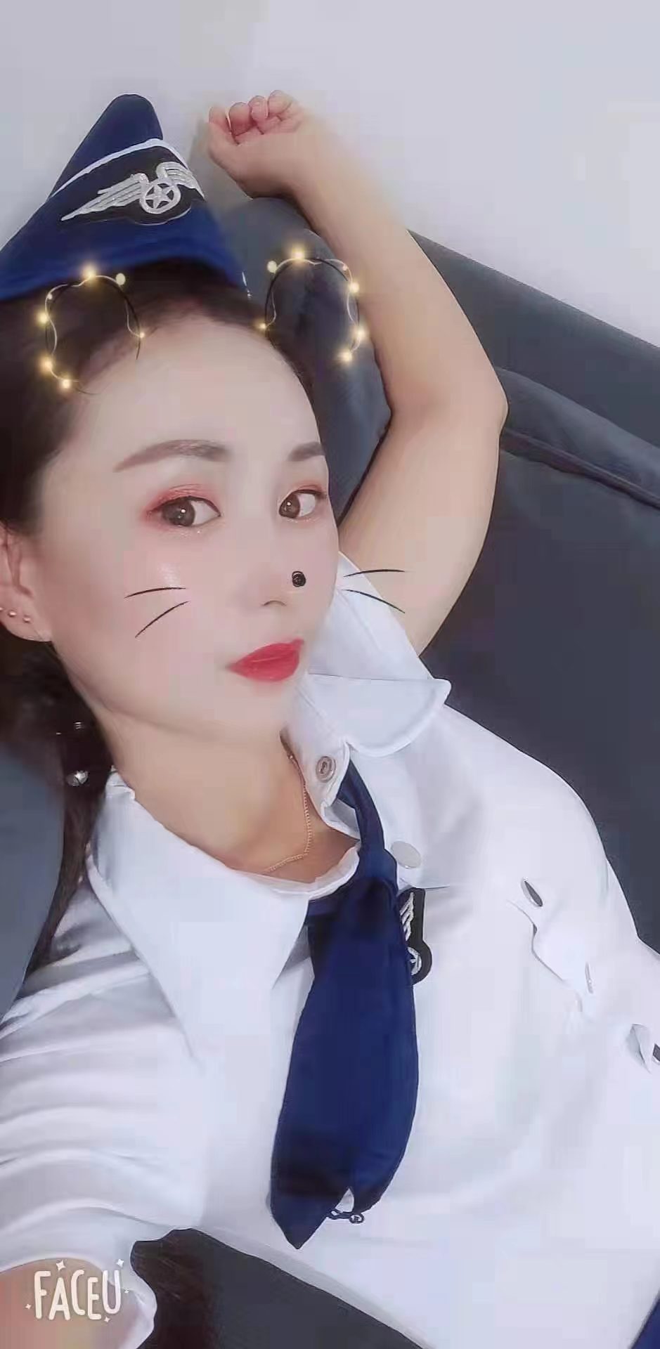 性感不错的小美女