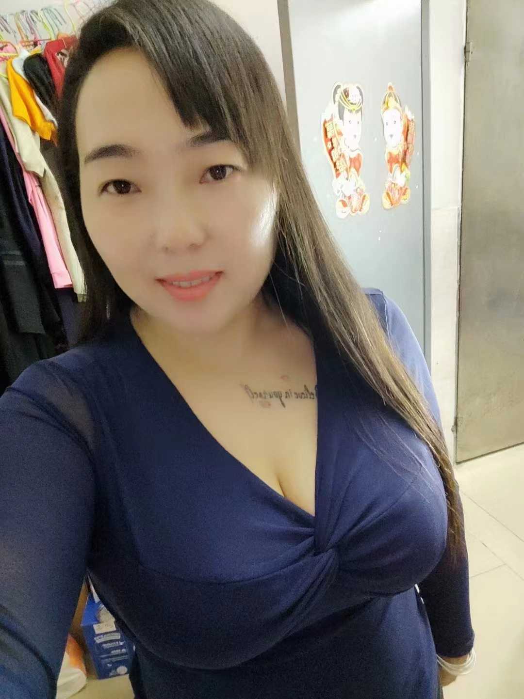 公明合水极品大胸小丽