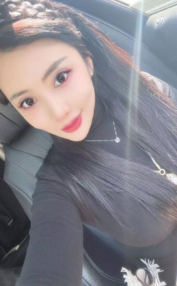 铁西主播诱人桃子