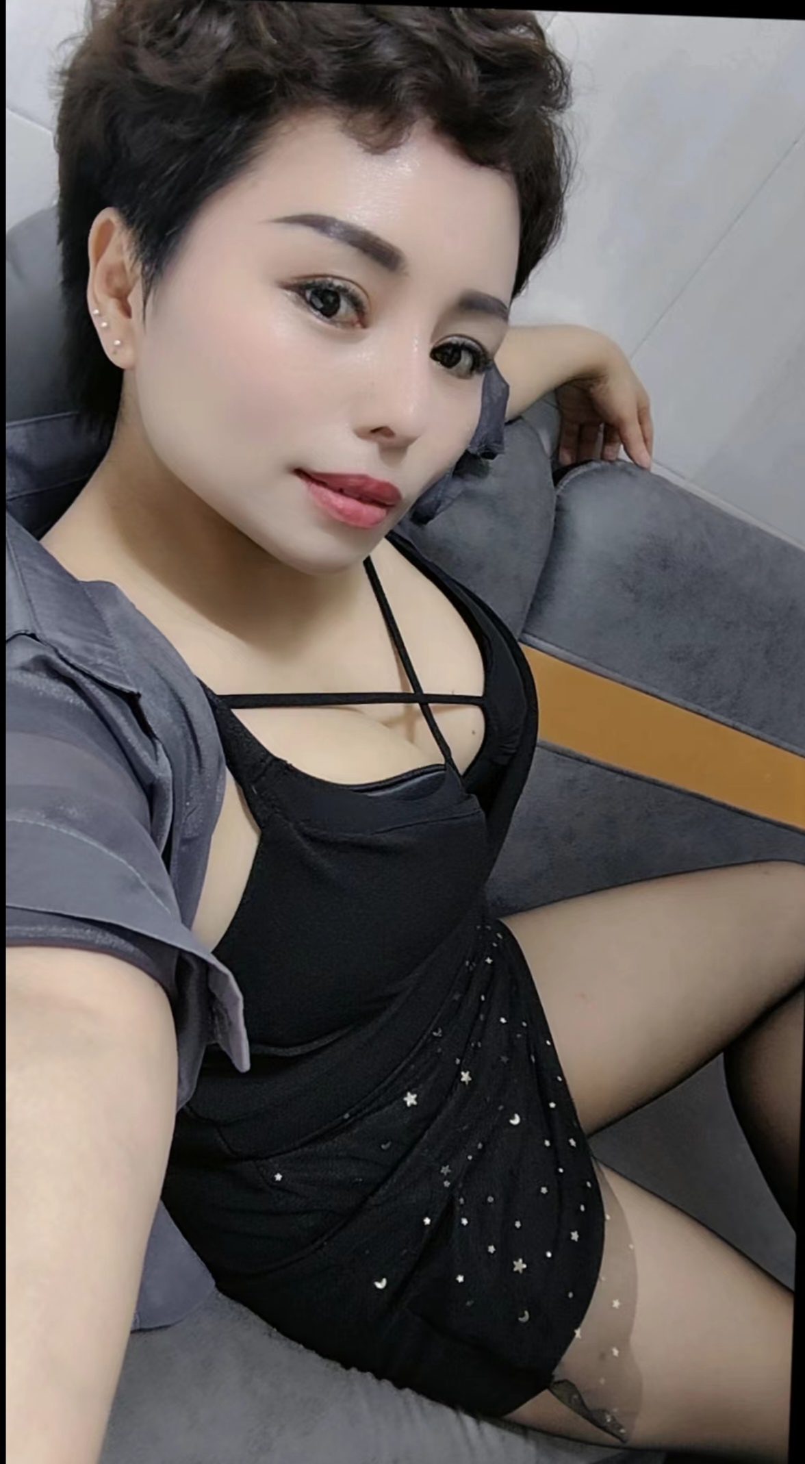 天河车陂丰满少妇