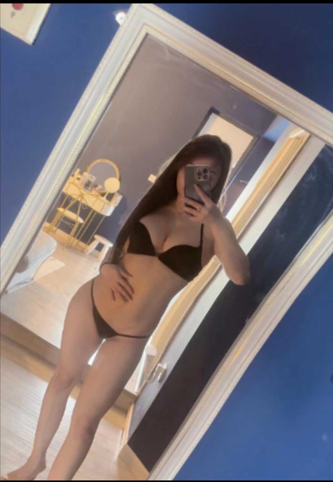 汉口服务系邓紫棋