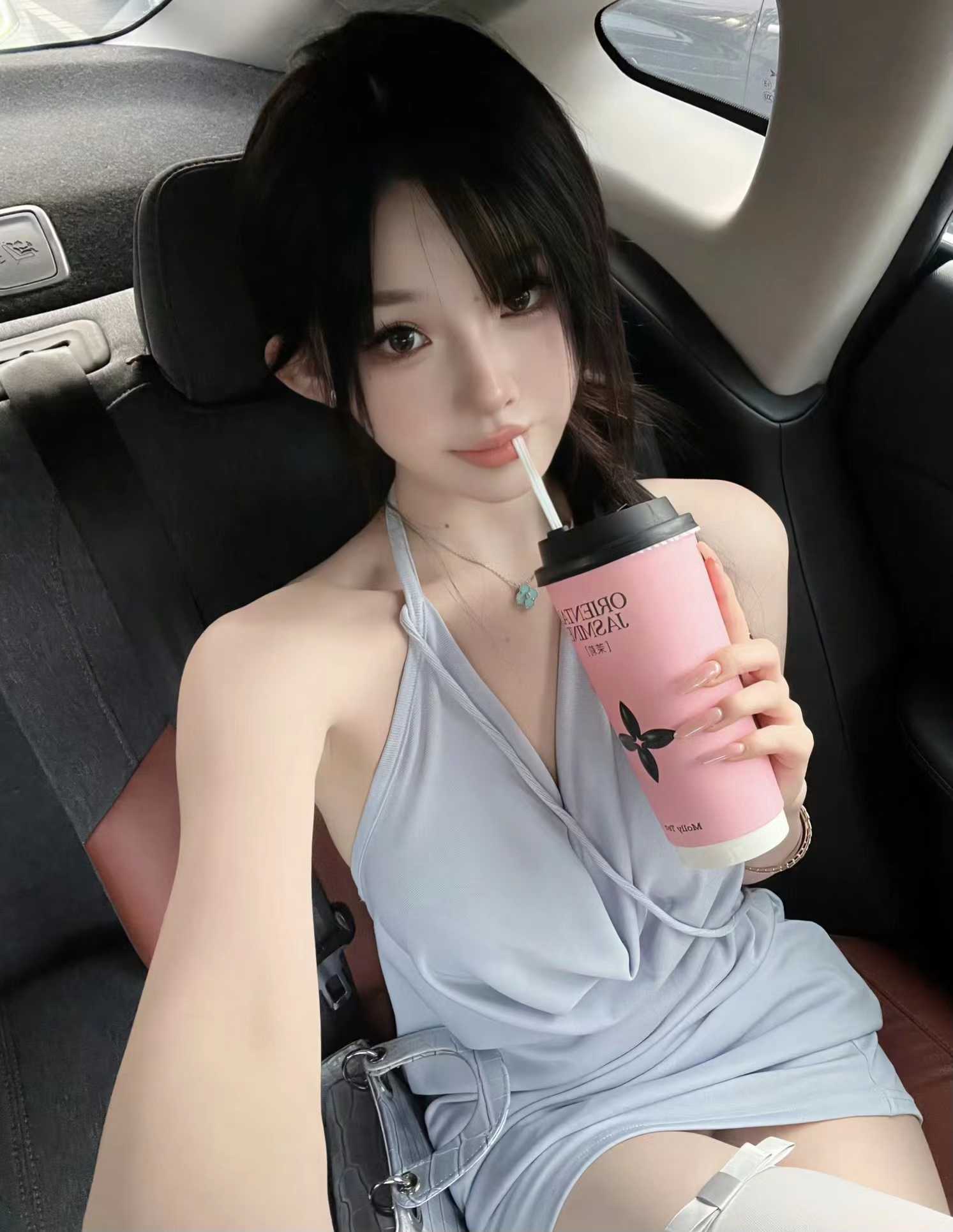 大屁股全能小姐姐