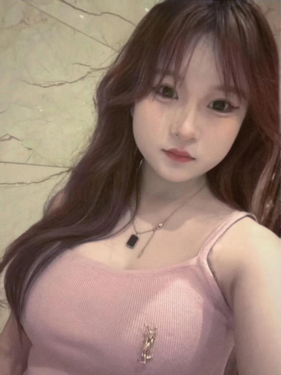 学生兼职年轻漂亮