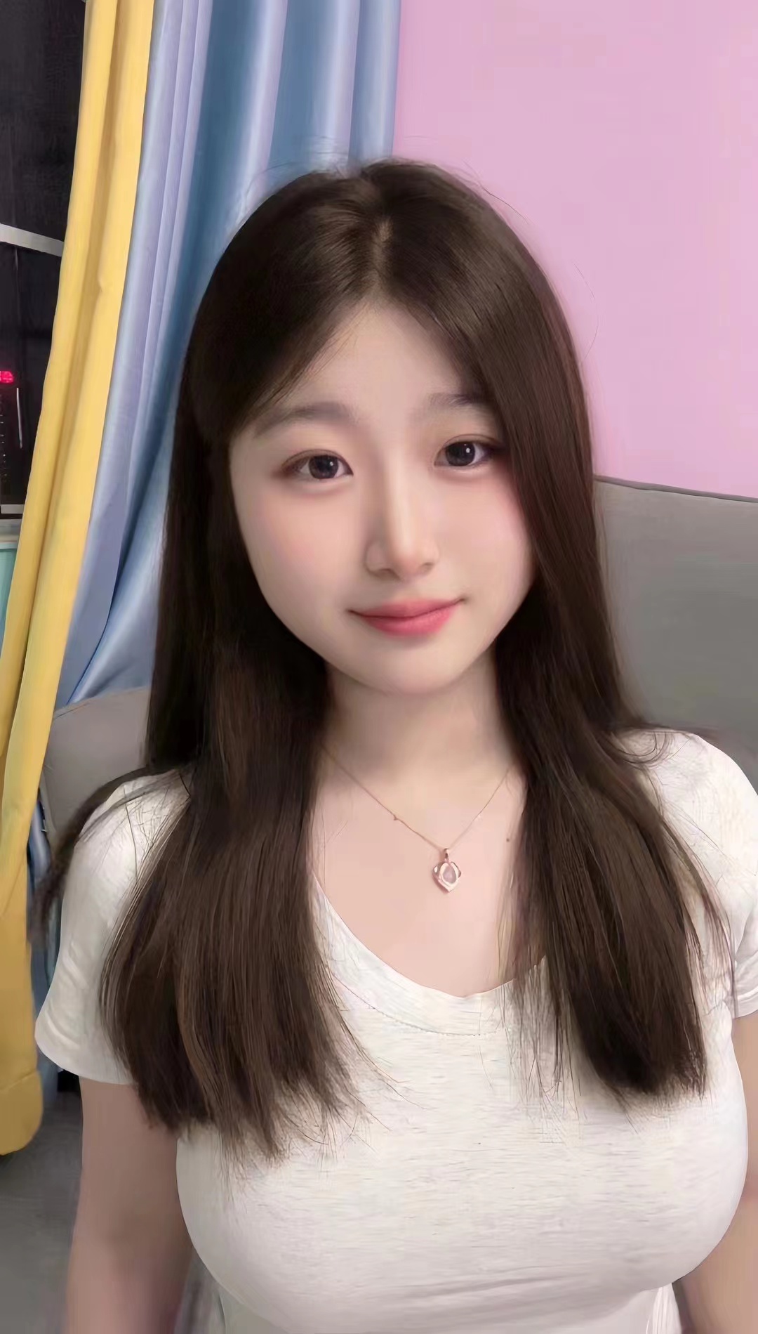 小嫩妹三点粉嫩招招出水